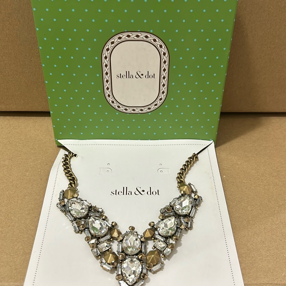 Stella & Dot Zora Crystal Chunky Necklace Statement